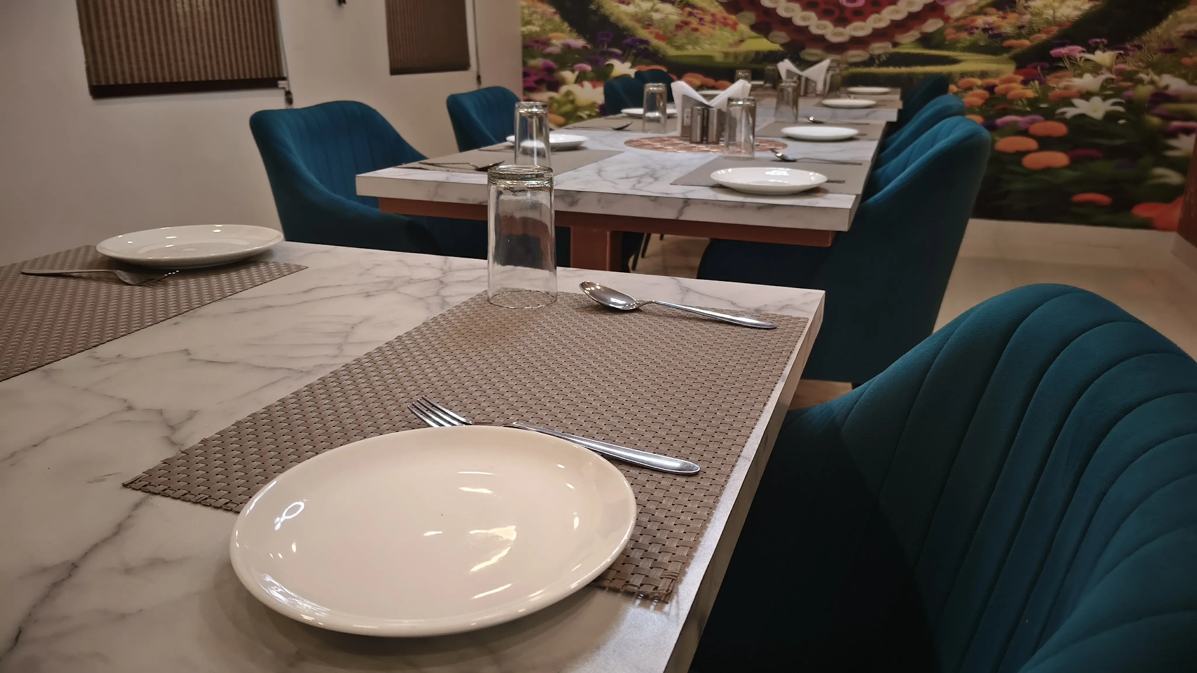 Fine dining table setup